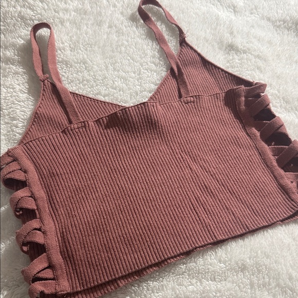 Forever 21 Dusty Rose Ribbed V-Neck Crop Cami - Picture 2 of 2
